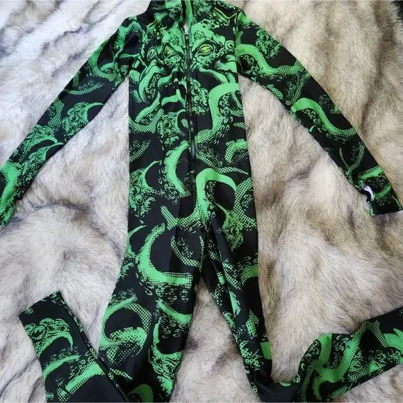 Blackmilk cthulhu snugglesuit - Picture 4 of 5